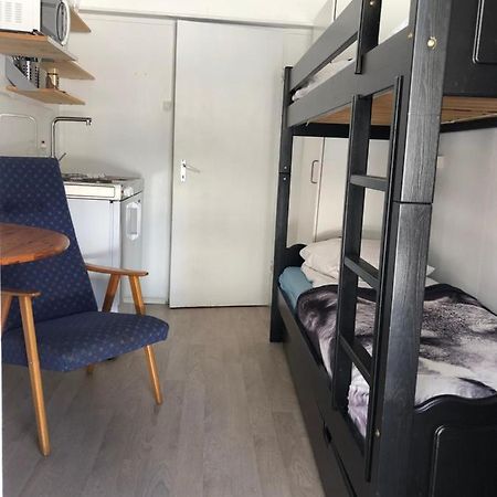 Rena Hostel Einara エクステリア 写真
