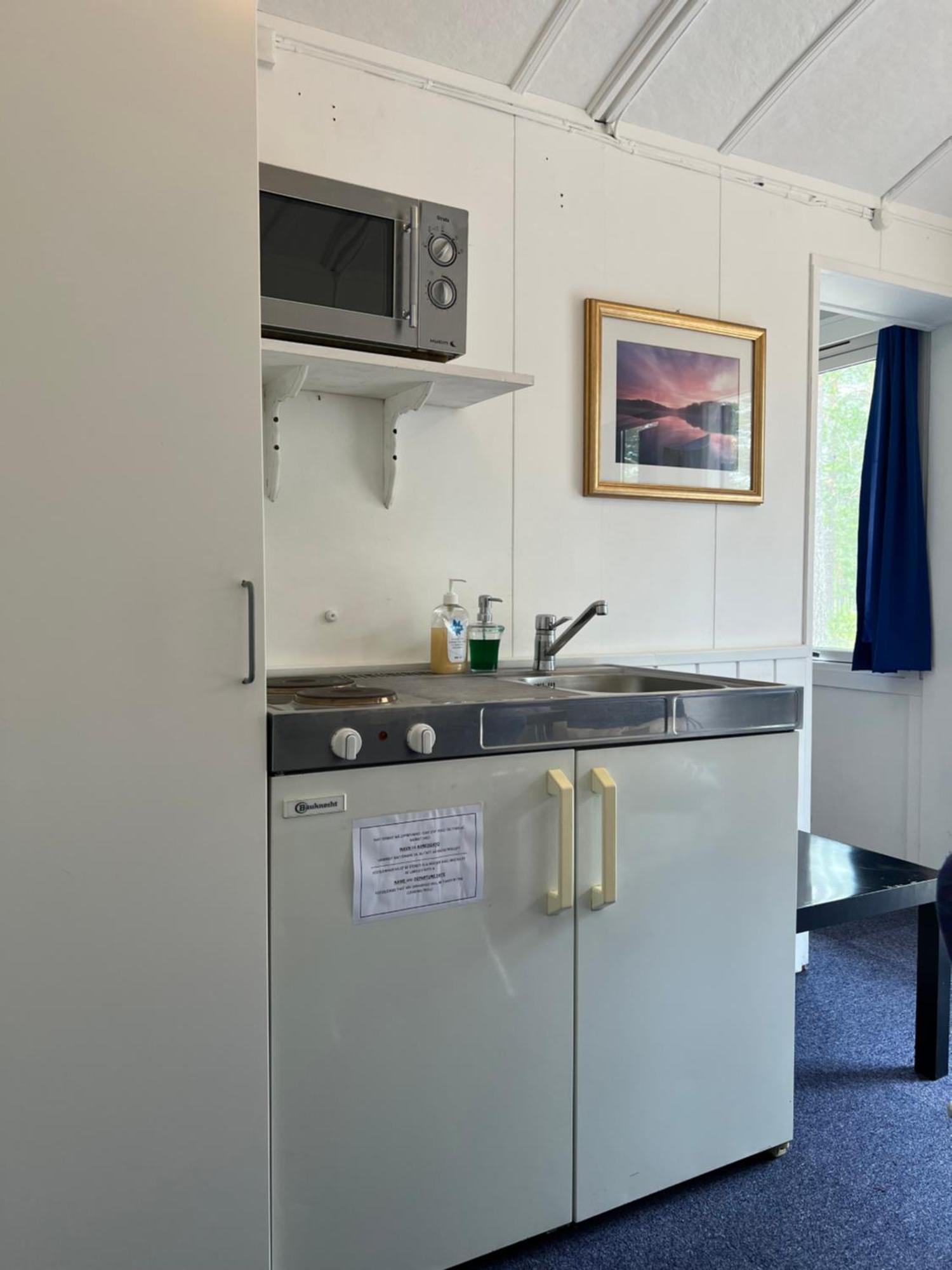 Rena Hostel Einara エクステリア 写真